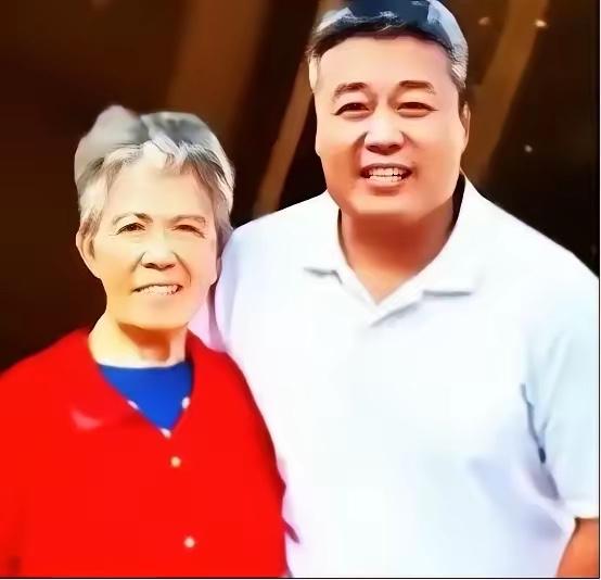 2015年，山东46岁男子唐健投资失败，妻子却在他负债4600万后，带着孩子离开