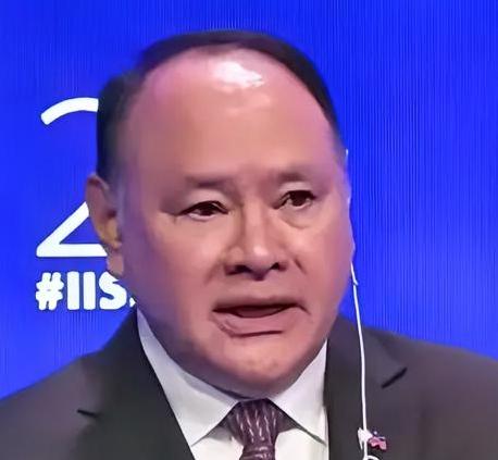 最近菲律宾的一桩事，彻底撕开了部分西方国家的虚伪面具，也把国际交往的现实规则摆到