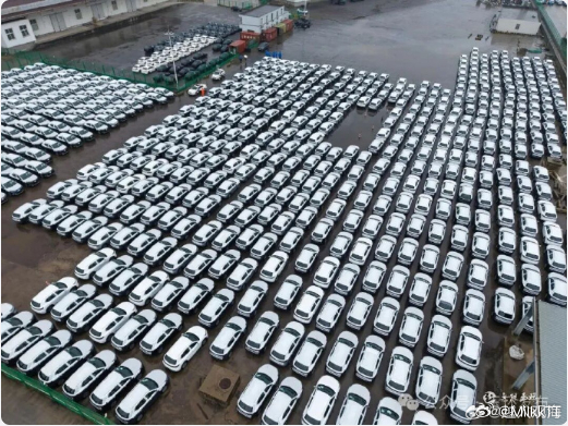玉环大麦屿港单次出口近2000辆新能源车3 月 26 日，近 2000 辆 “台