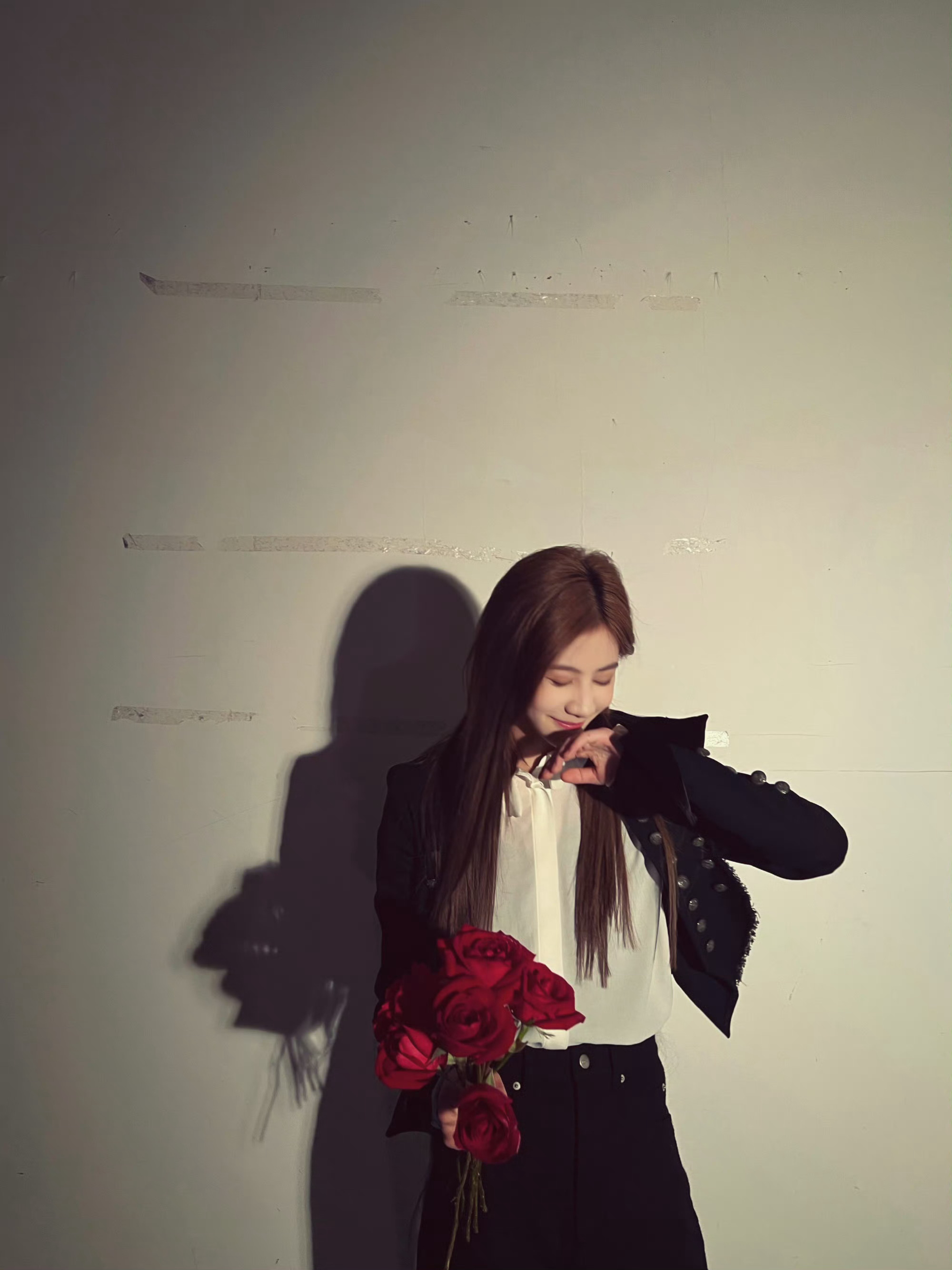 袁一琦qq音乐超级巅峰之夜造型🌹 