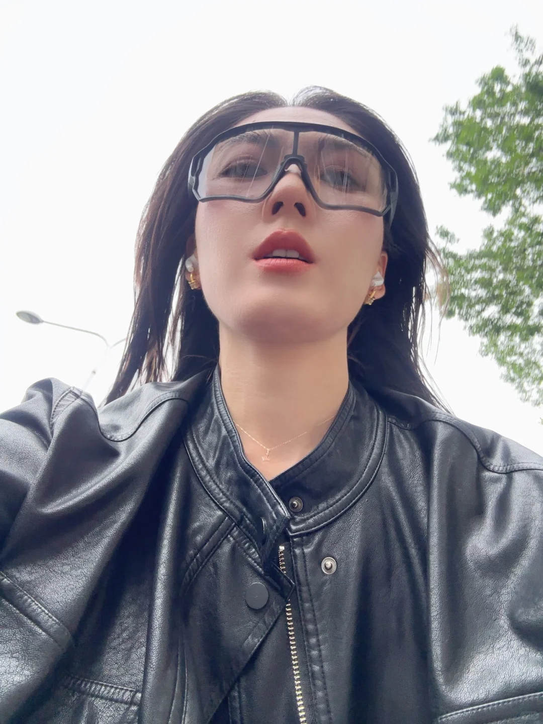 阴 24度