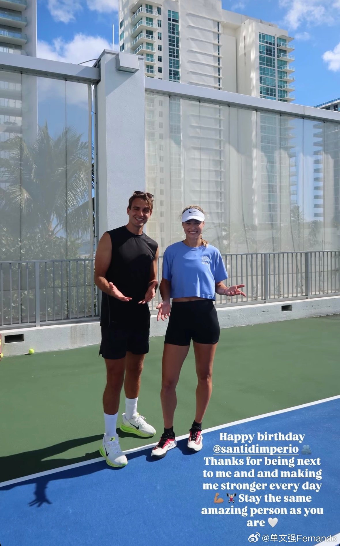 卡琳斯卡娅，祝自己的体能教练Santi生日快乐🎂Santi教练长得真帅啊！wt
