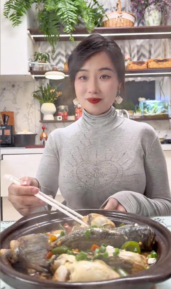男人一生最大的财富就是选对妻子，我一个朋友现在找的妻子那真的是人人夸赞，长相好，