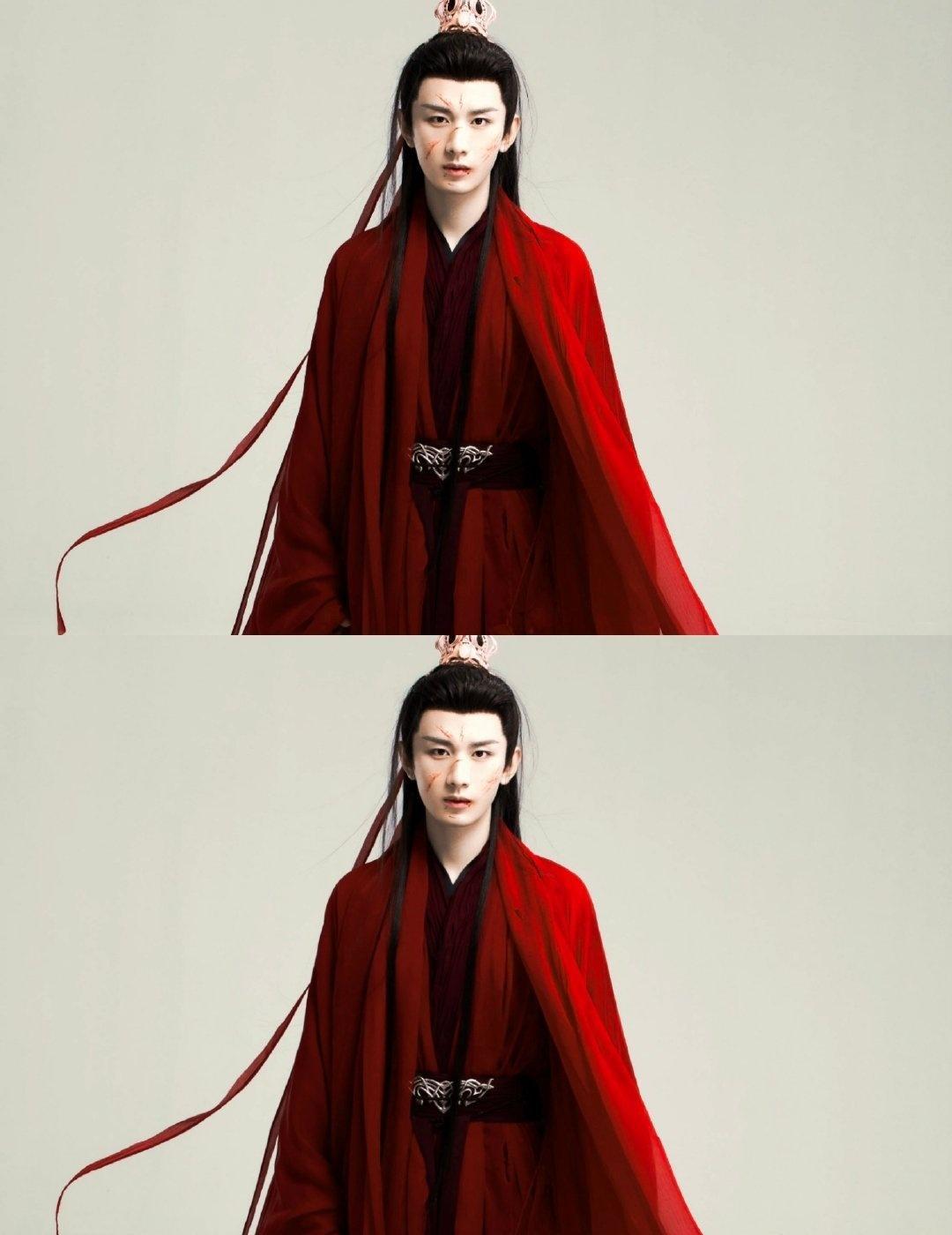 cy成毅应渊帝君
做一粒闪亮发光的星 慢慢照亮所有人的心 学一尾自由呼吸的鱼 满