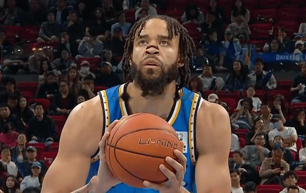 CBA-北京17分胜青岛 麦基22分周琦12+10北京男篮vs青岛男篮 4月14