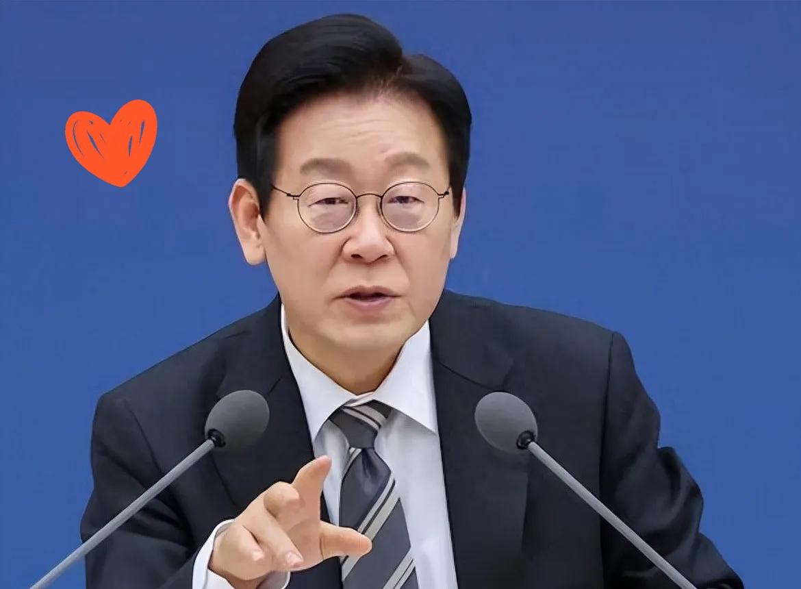 韩国政坛这段时间出了个大动静！
李在明高调提议把汉字教育重新捡起来，还偷偷在电子