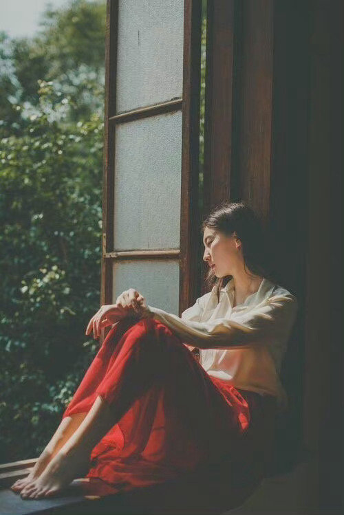 所谓见过世面，就是会讲究，能将就。——林清玄 
