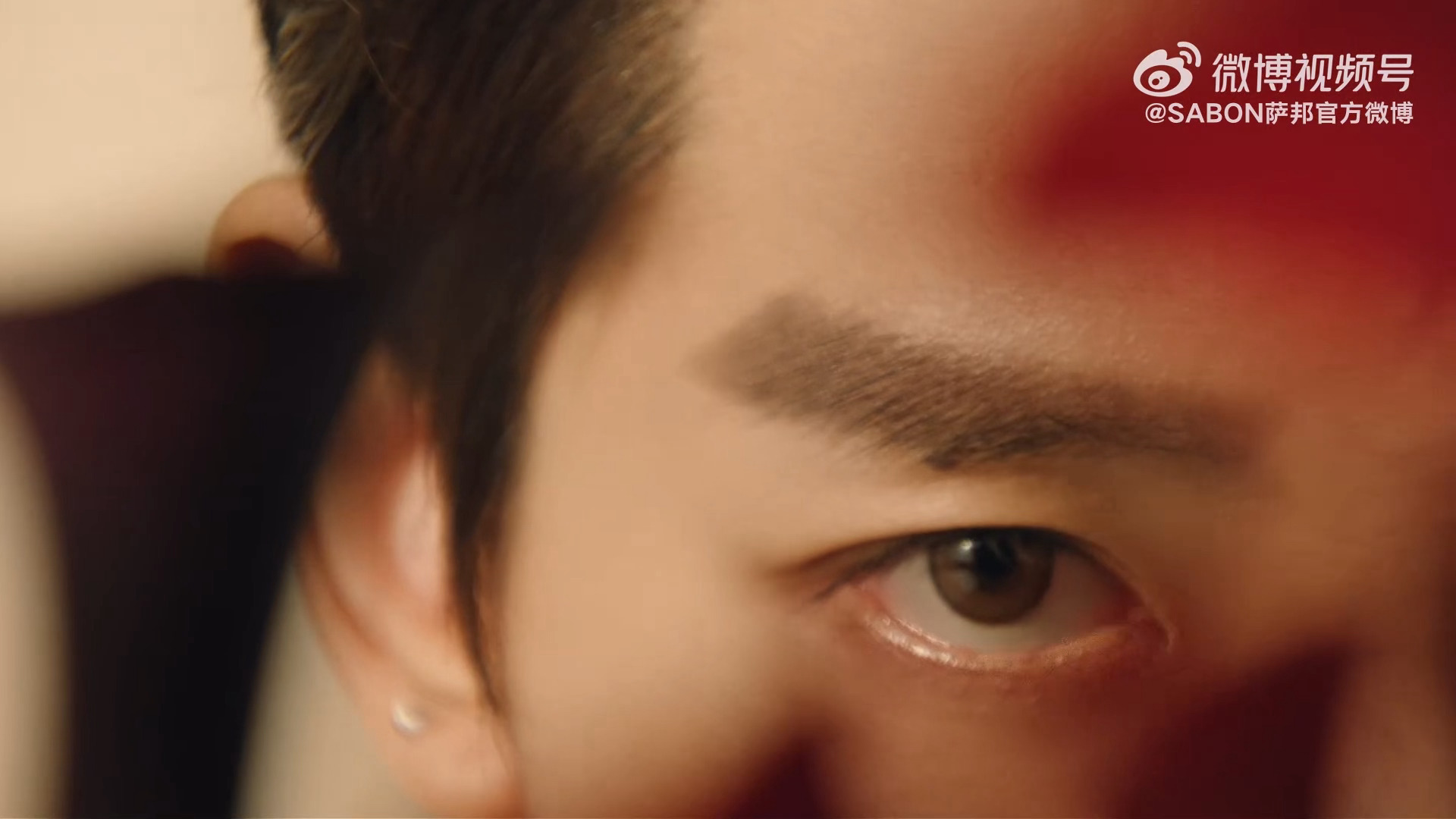邓为Sabon亚太区品牌代言人预告视频 隔着屏幕闻到了为子的香气 期待明天