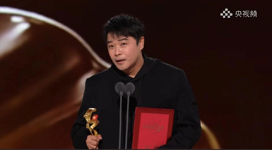 看到陈思诚拿奖，沈腾应该很羡慕吧。

同样是最卖座的电影人，陈思诚拿下了票房🔝