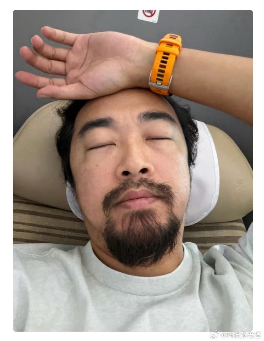 友情提示，今天大环境不好的情况下，不要高估了任何人的信誉。有合同也不行，张老湿还