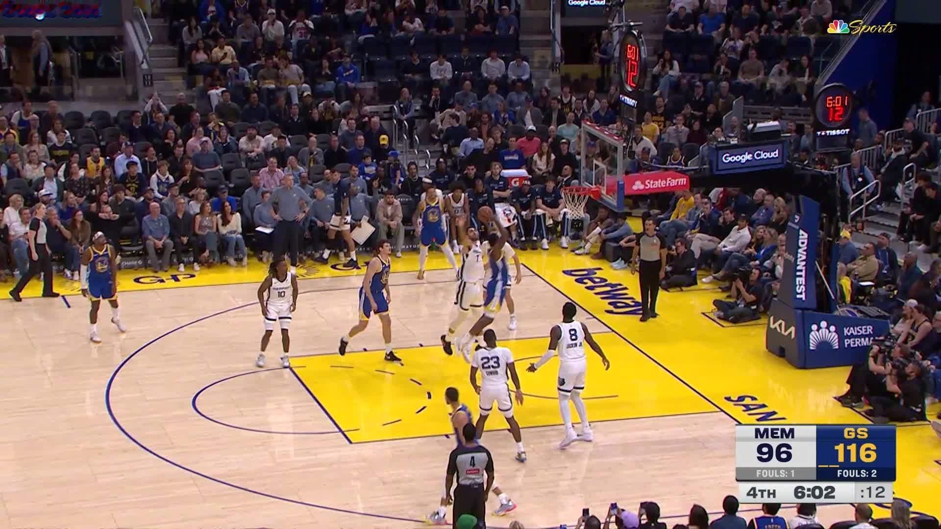 库明加双手暴扣得分！灰熊vs勇士 ​​​