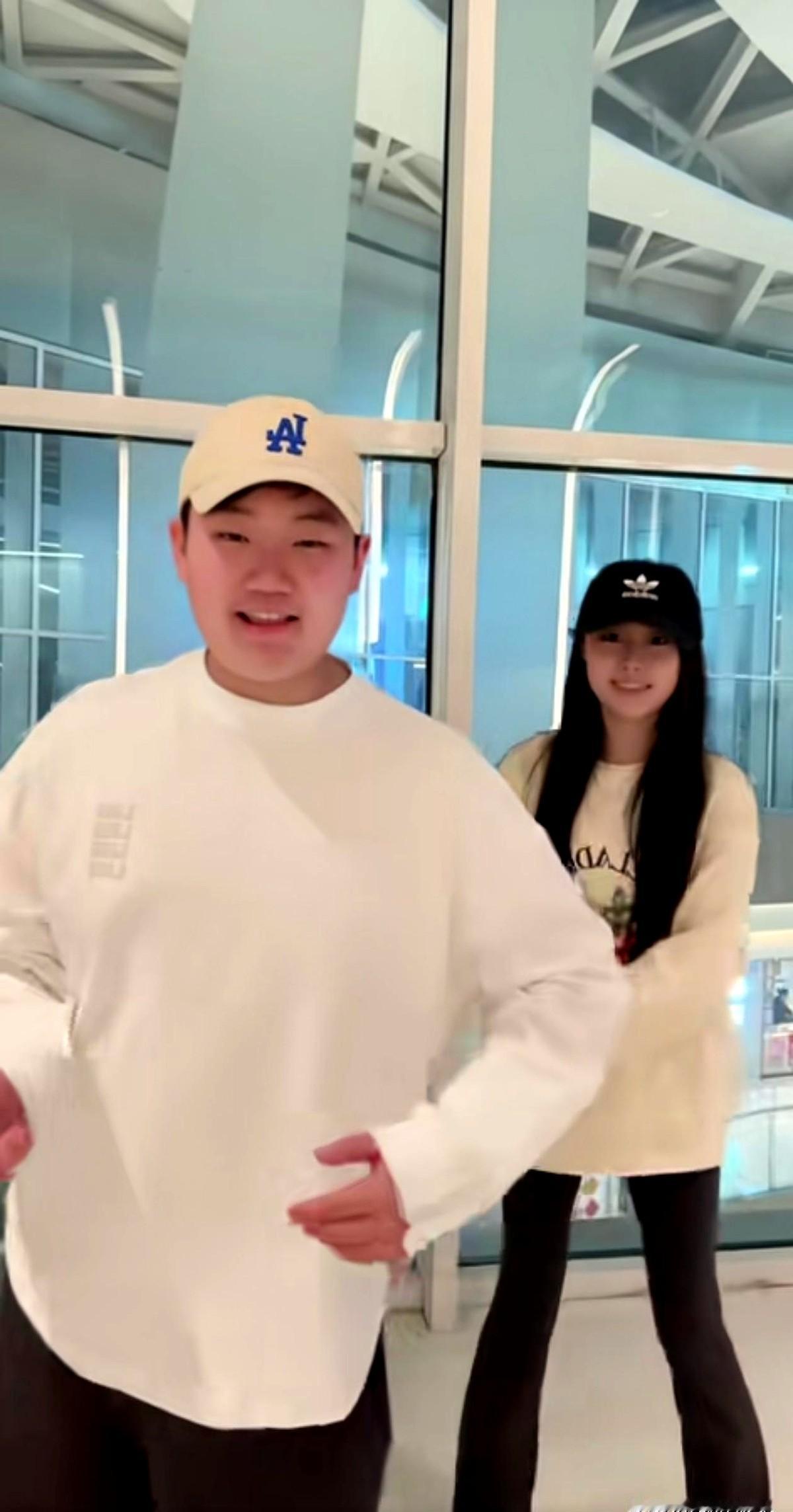 灵活的二胖，简直是《老舅》这部剧的“小太阳”！

就说他偷吃表妹梦梦那块肉的戏，