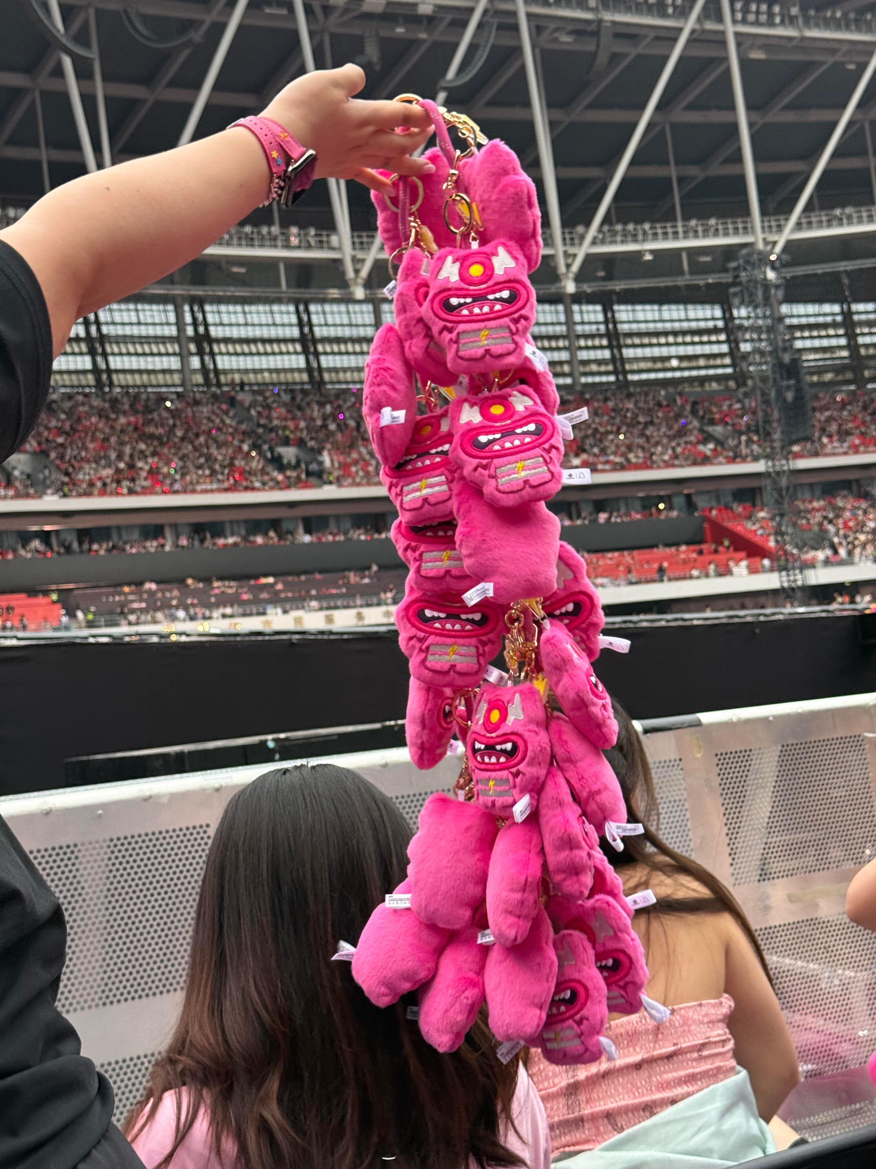 汪苏泷演唱会发现大呲花毒唯汪苏泷演唱会发现大呲花的毒唯哈哈哈太有实力了老师汪苏泷