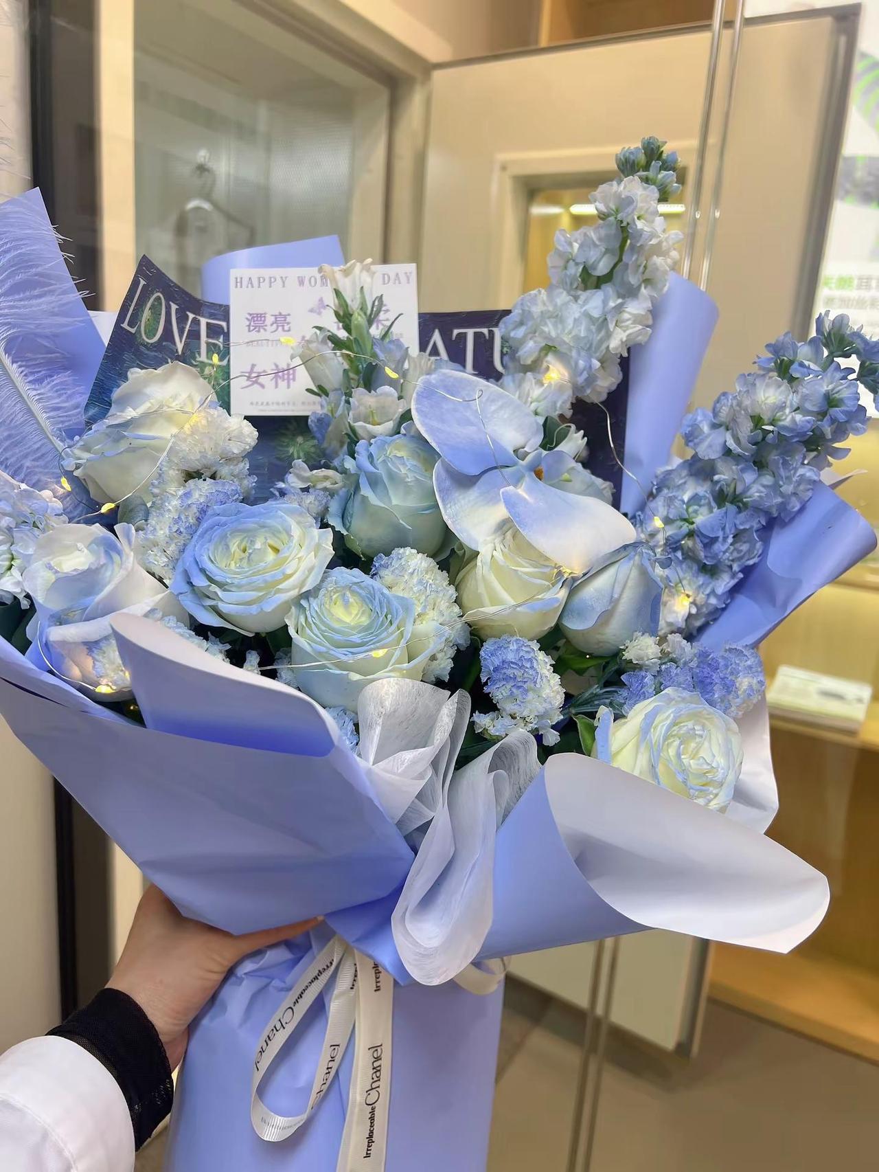 .՞•👸🏻•՞ ℚ𝕦𝕖𝕖𝕟³·⁸女神节快乐👑     不被年龄定义