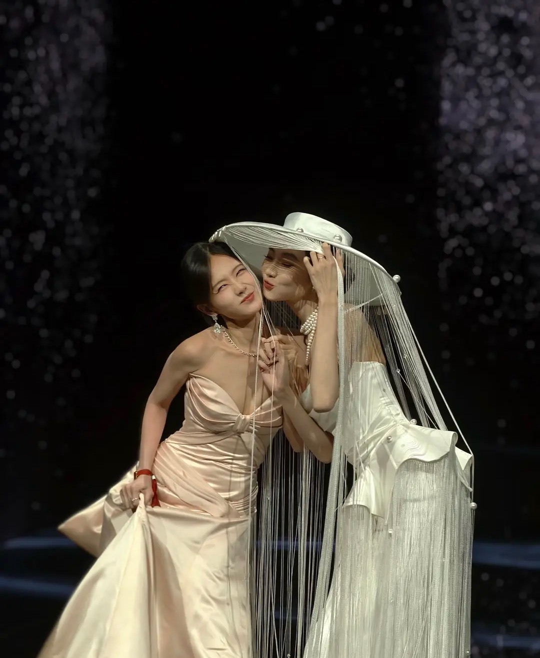 第二张怎么拍的🥲陷害窝🍐 