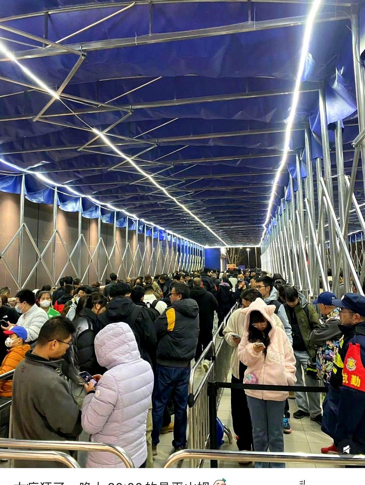 我跟你说，山姆那个会员卡，根本不是什么身份的象征。
它是一张体检表。
专治那些对