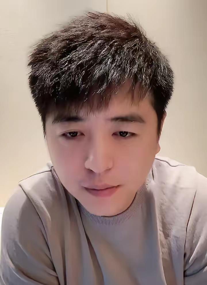 张伦巴说：“我这么优秀，有很多人喜欢我，老土豆也很喜欢我，老土豆早就想把我拉过去