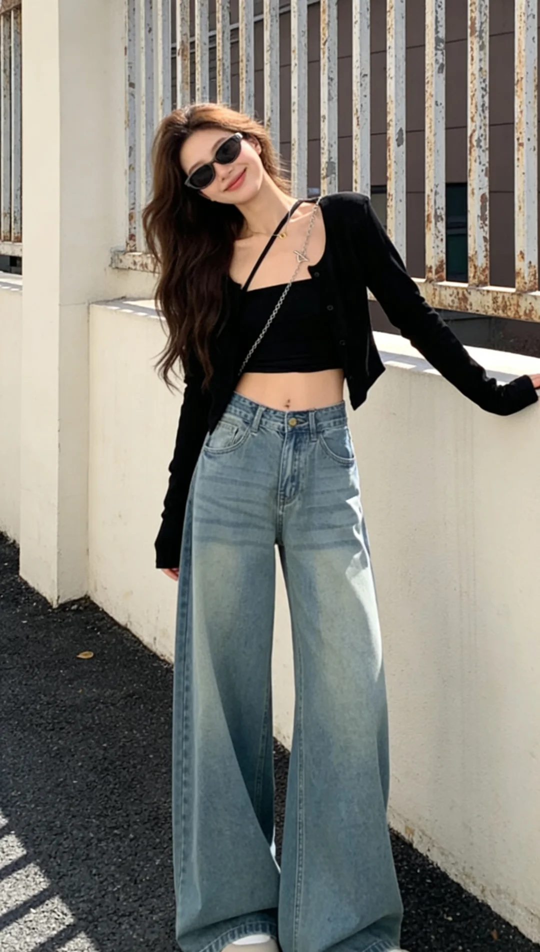 简约中充满个性的穿搭风格