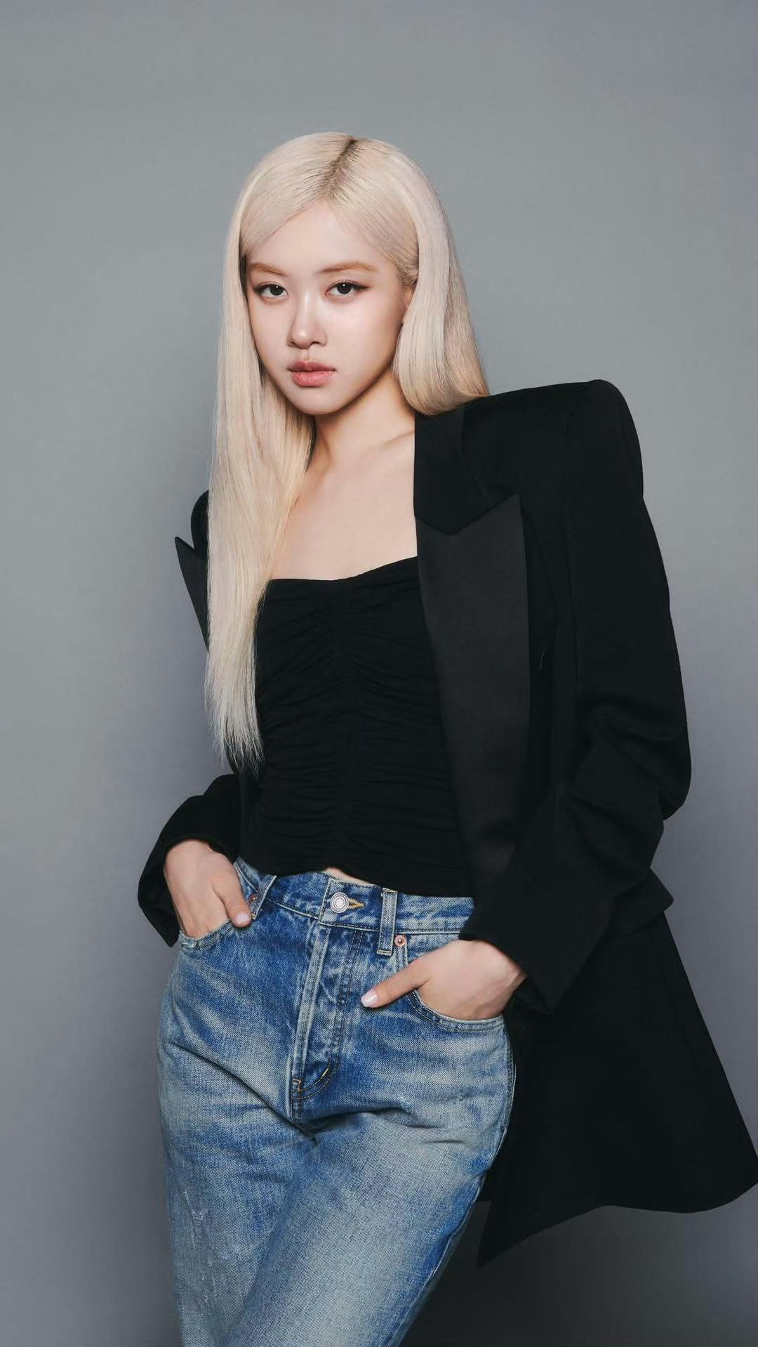 朴彩英在格莱美博物馆的表演门票已经拍出了超过6600美元的价格，创下了此类活动的