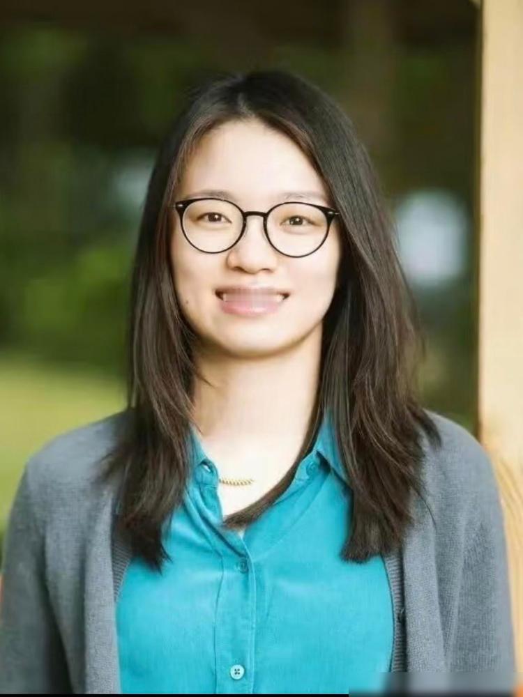 首个中国籍女性菲尔兹奖得主王虹的8个冷知识:1.王虹年仅35岁。

作为在数学圈