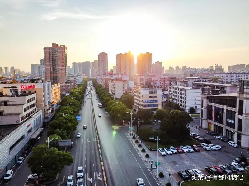 武功县2026年，或者说未来几年如何发展？政府工作报告里有段话总结的非常好：“园