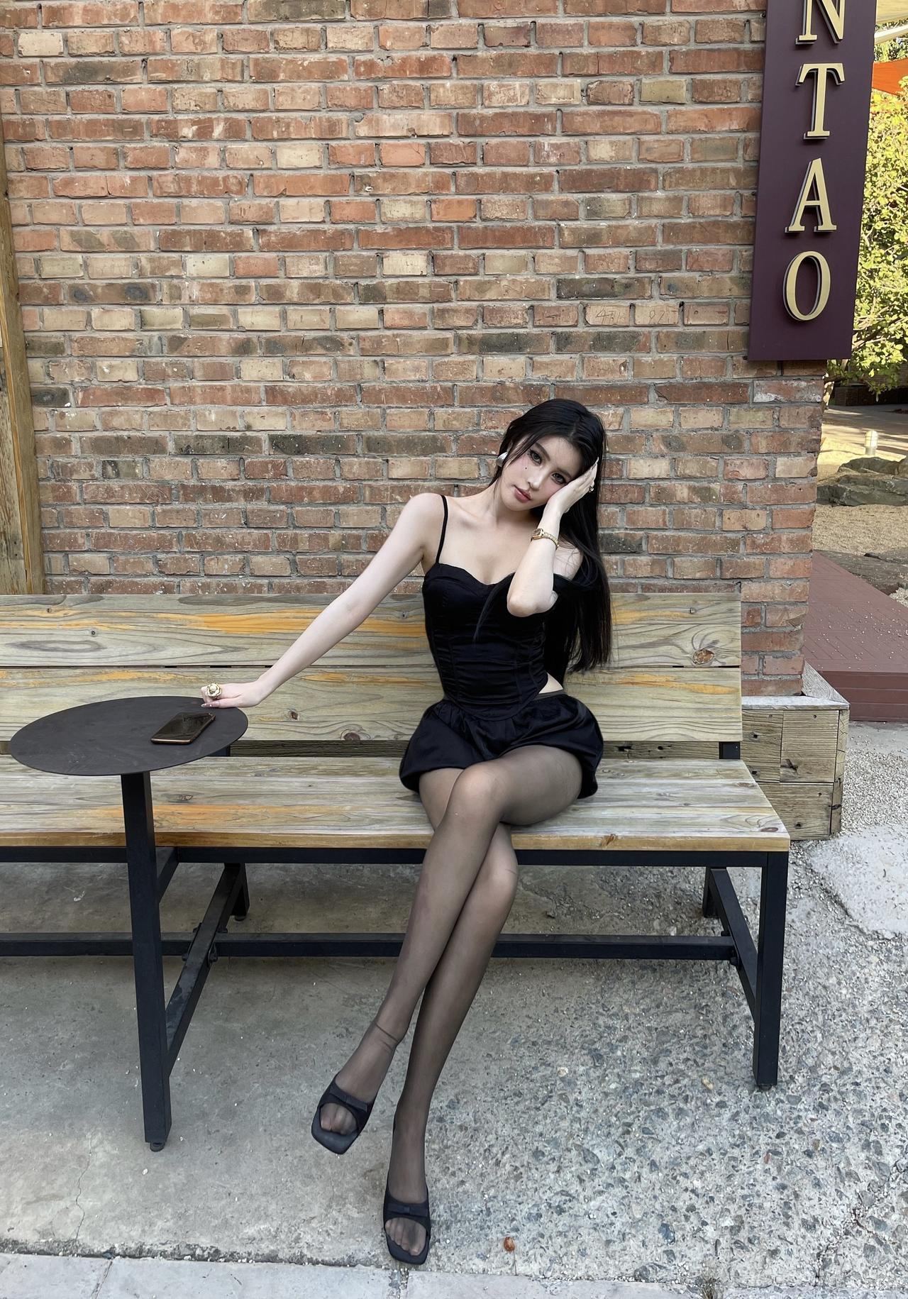 你根本恨不了我 看到我的脸你只会爱上我