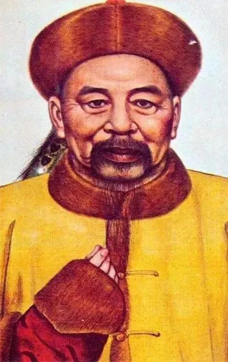 《左宗棠：69岁抬棺出征新疆，不是悲壮赴死，是边走边给后勤写钉钉消息：“哈密瓜运