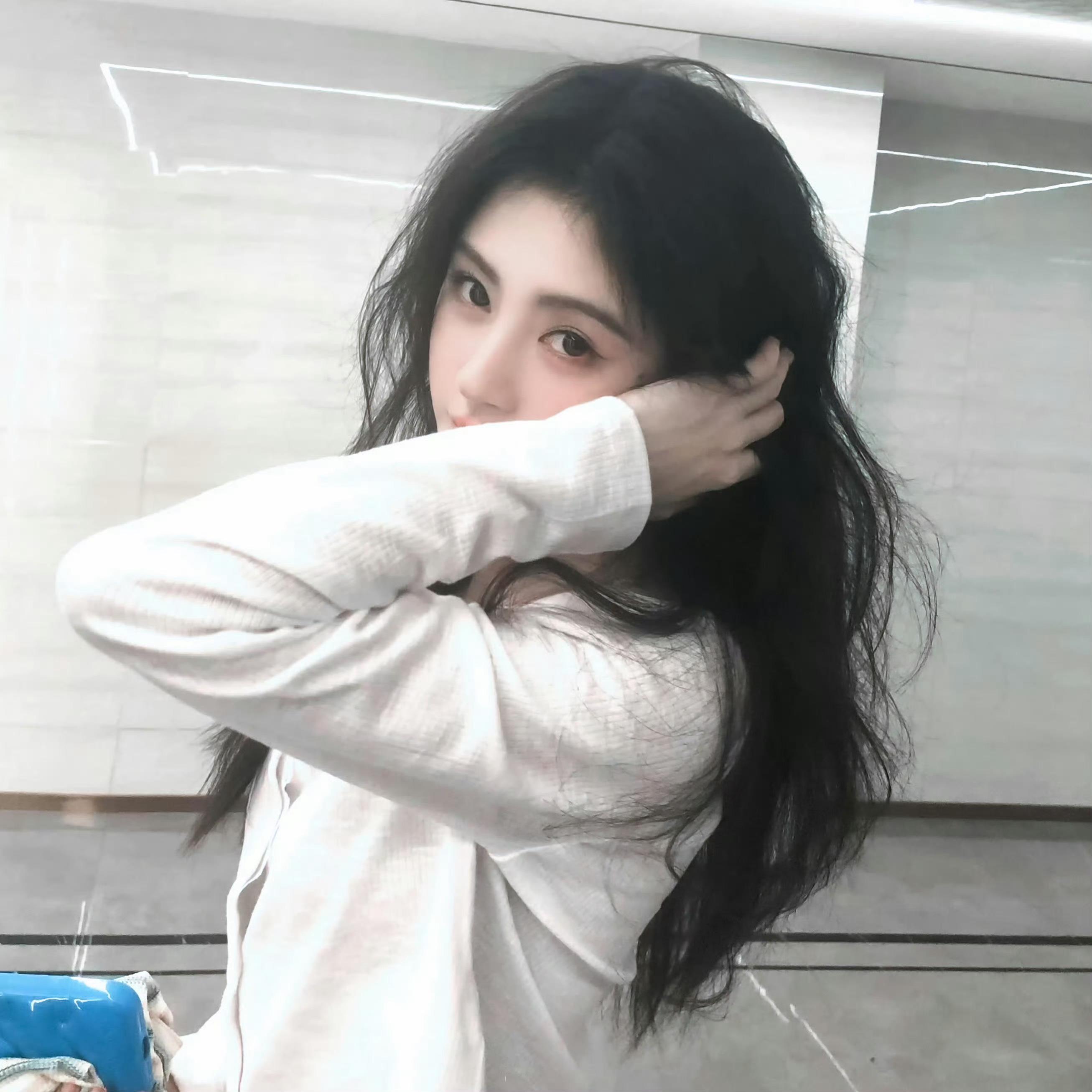 鞠婧祎露芜衣 jjy鞠婧祎姜黎非 “愿君心似我心.𝙈𝙖𝙮 𝙮𝙤𝙪𝙧