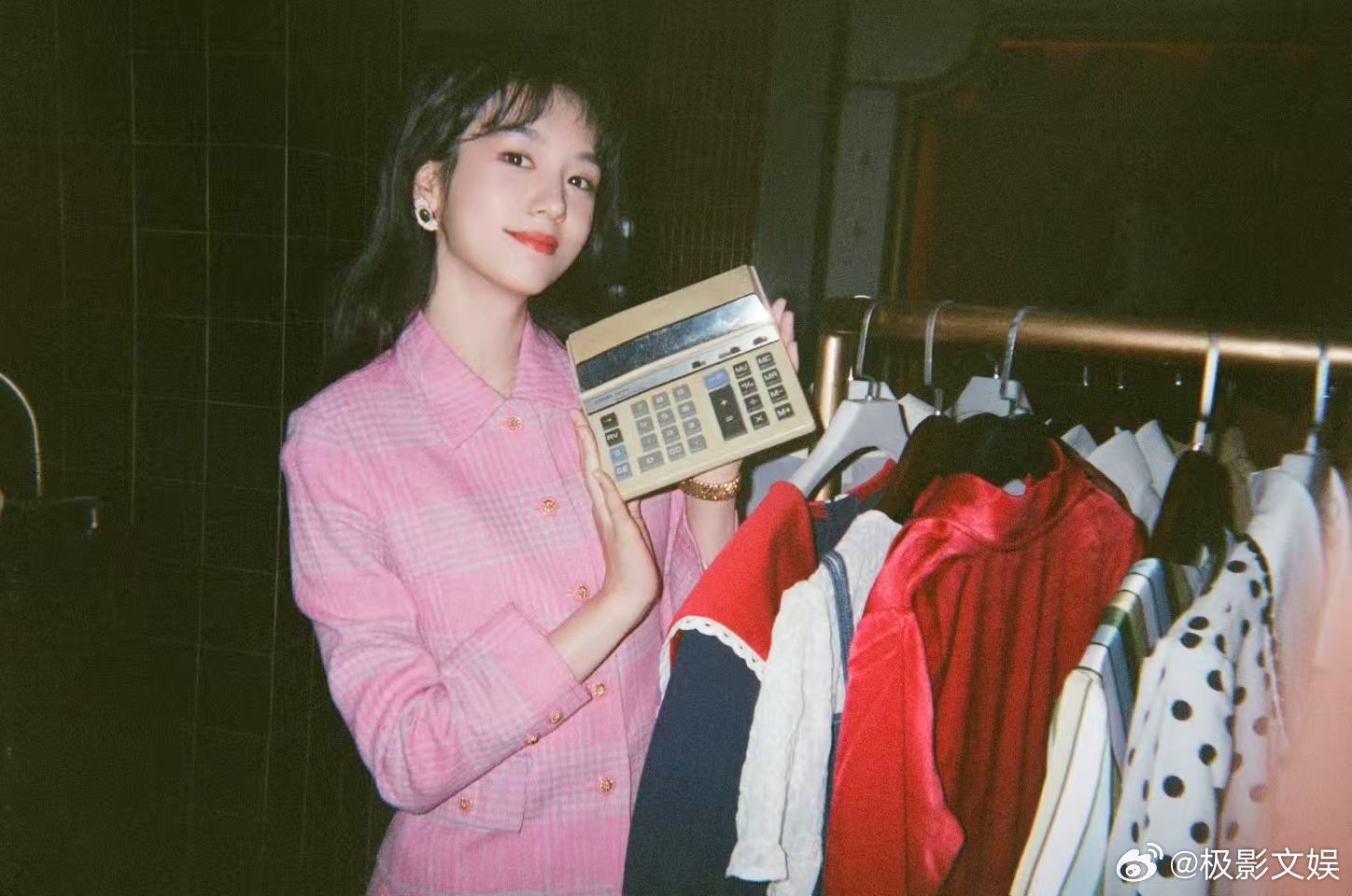 周也80年代老照片周也你好1983老照片周也80年代老照片，好酷，哇喔哇喔 