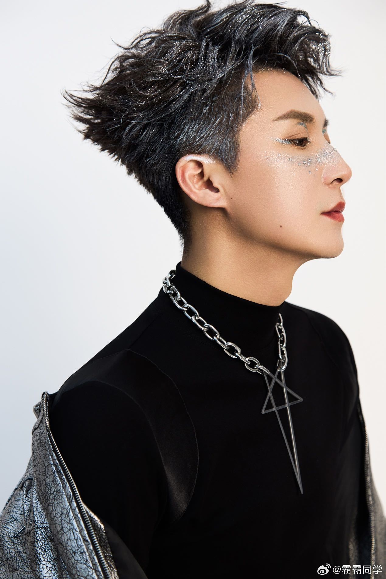 章磊新歌北京首唱会定档3月25日章磊北京首唱会官宣定档325 章磊这次把山海经文