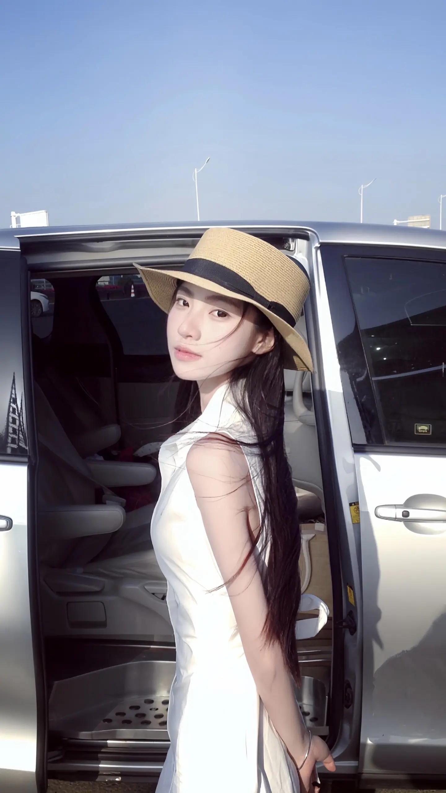 人来人往喜帖街