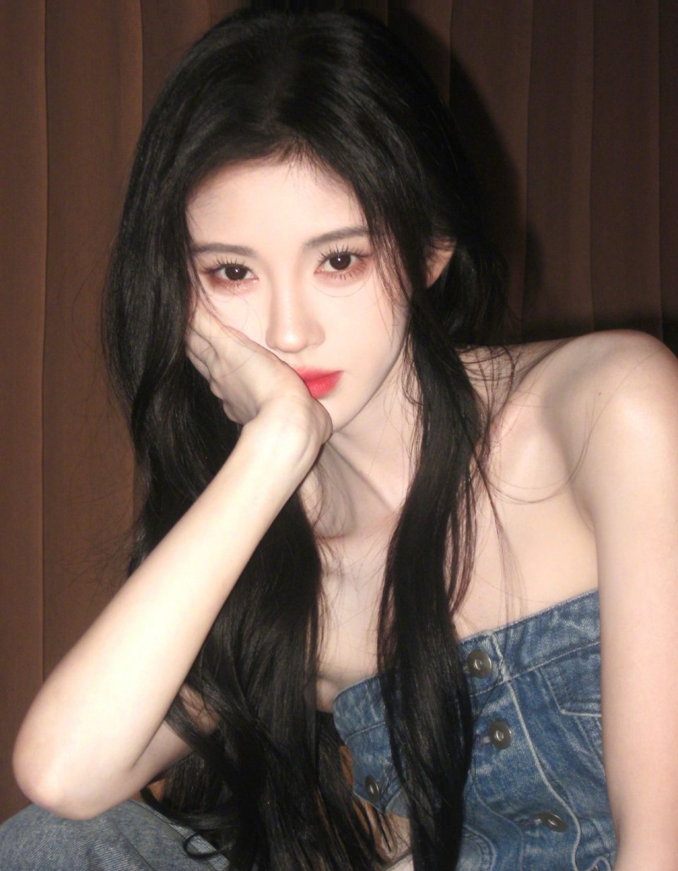 赵美延问中国最火美女是谁是鞠婧祎啊[害羞]一个实力与美貌并存的女人[害羞] ​​
