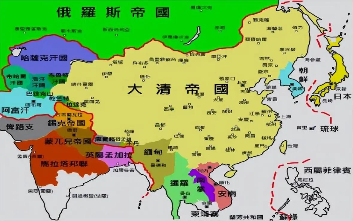 满清入主中原后，其核心统治集团对自身中国身份的认可经历了复杂的演变过程，这一过程