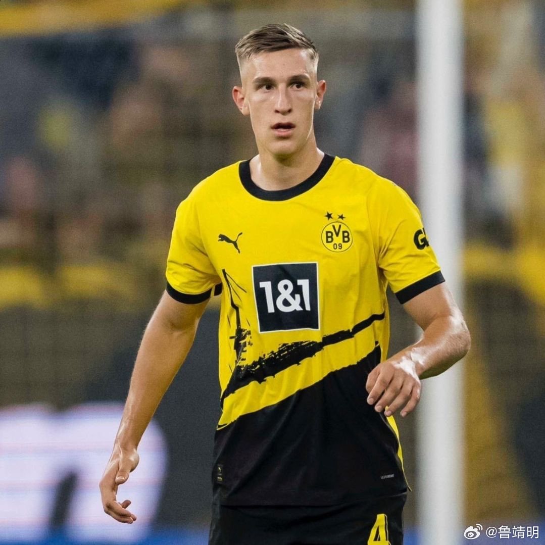 【安全】尼科-施洛特贝克今天缺席了训练，进行了个人单独训练。据悉这是为了预防他出