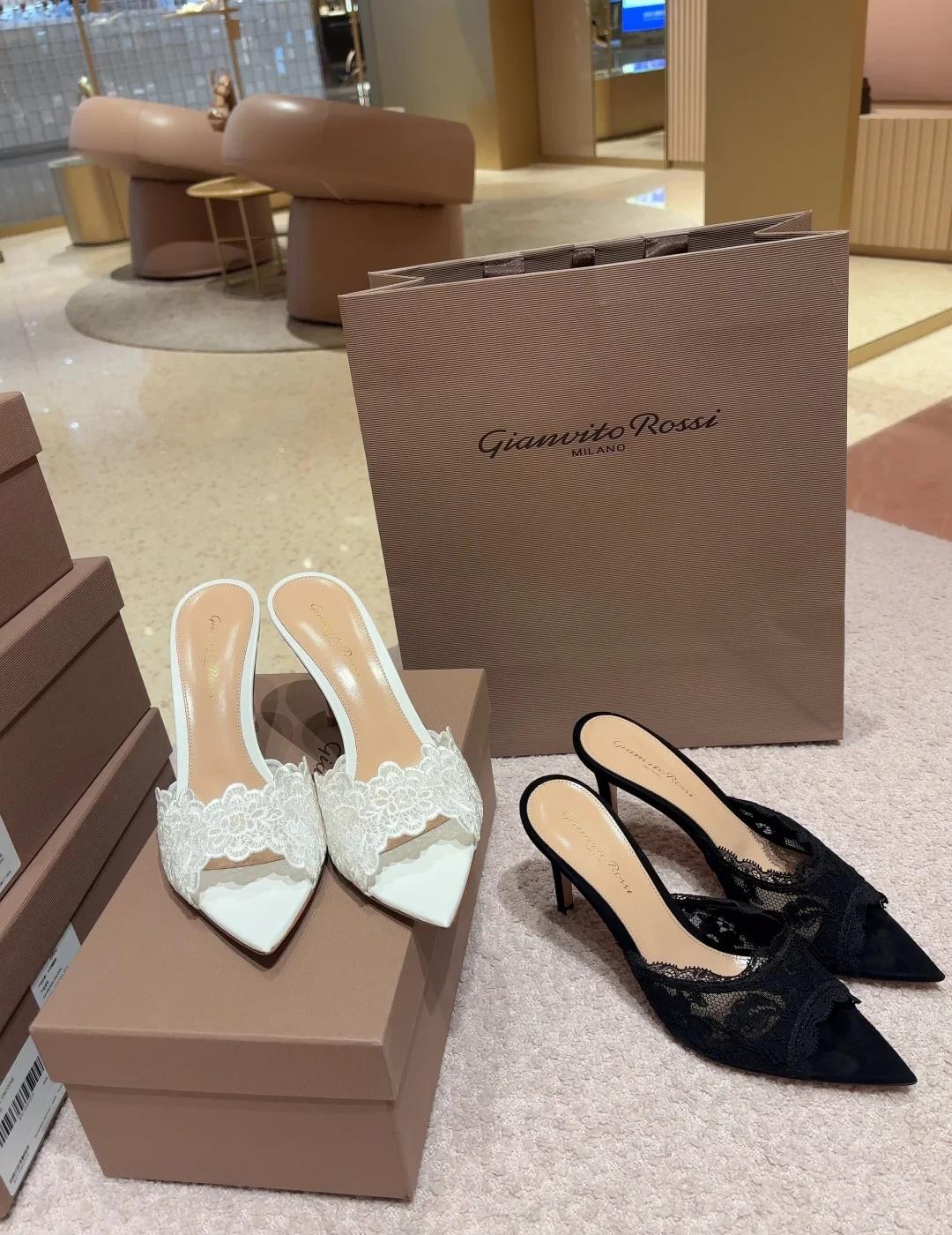 Gianvito Rossi、法式复古风、尖头后空凉鞋、
高跟鞋CP 可以跑步的