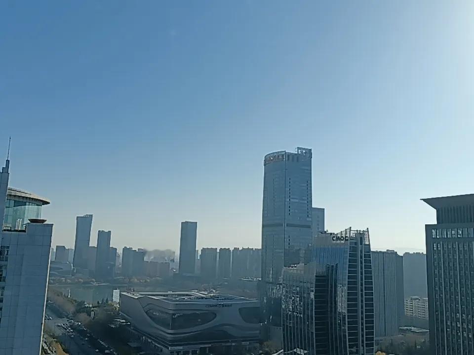 下周四就是2026年元旦。
下周上三天班，周四休息一天，再上一天班，又可以休息二