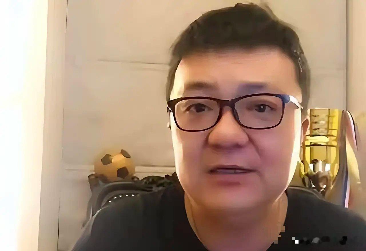 6月10日晚，董路在直播中撕破脸：“中国足协没害我，真正打压我的是北京足协，视我