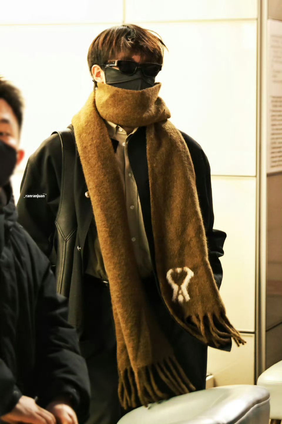 周翊然启程Ami Paris 2026 秋冬系列巴黎时装秀！期待大秀造型！ 