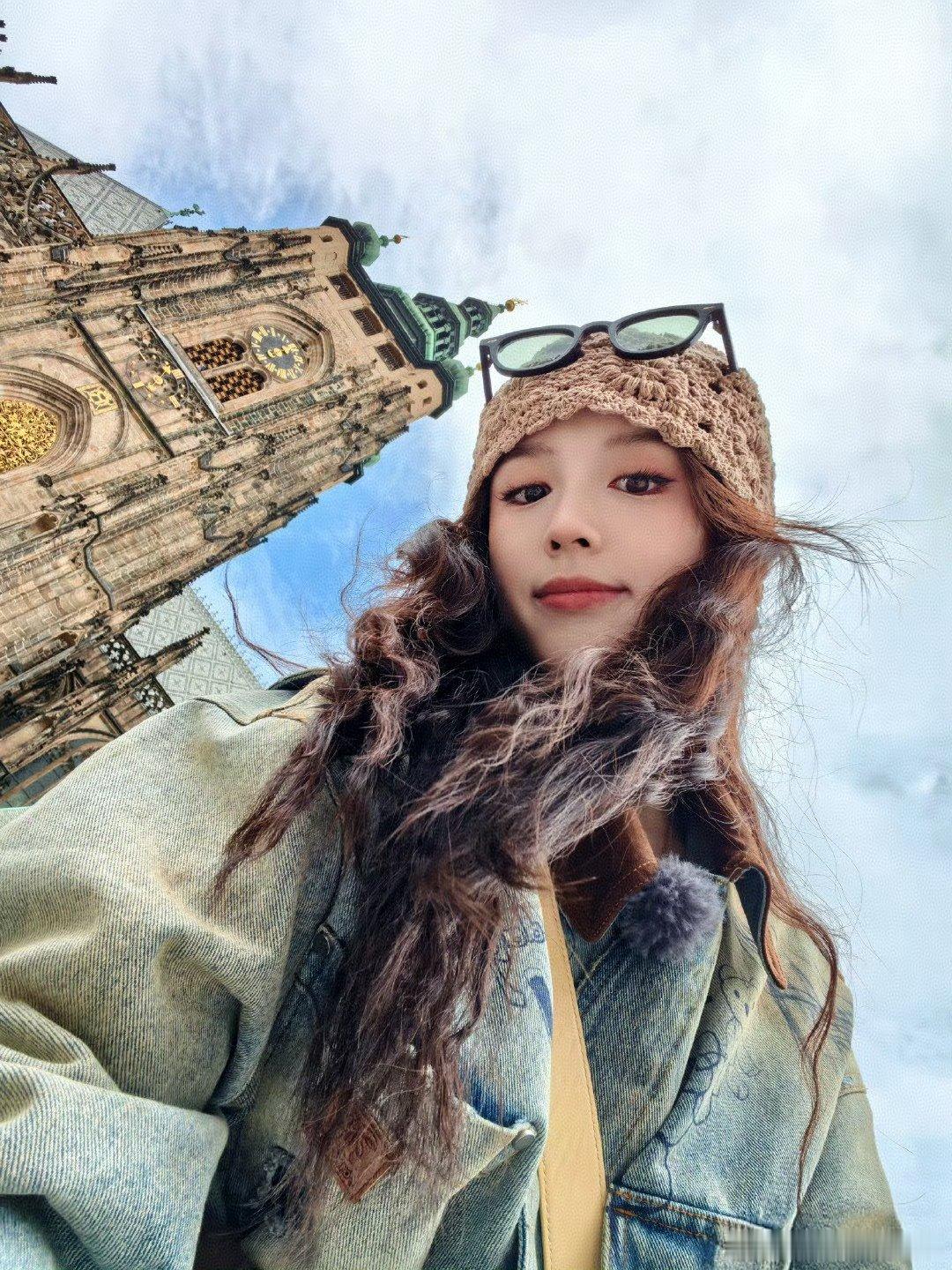 张雅琪喊七老童心看声鸣远扬 声鸣远扬张雅琪隔空邀约七老童心，花少团集体沸腾，这场