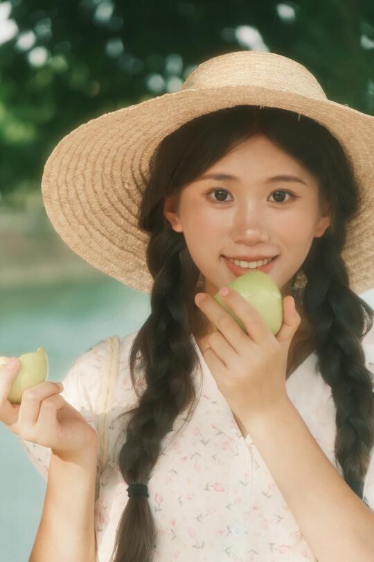 来拍照了 拍照姿势不重样 夏天拍照 数码仿胶片