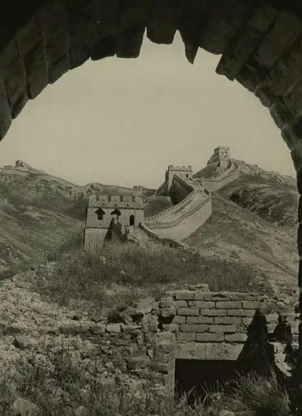 1927年的北京，涞源《燕京胜迹》。摄影:胡伯特·C·怀特。 ​
（第二辑，未完