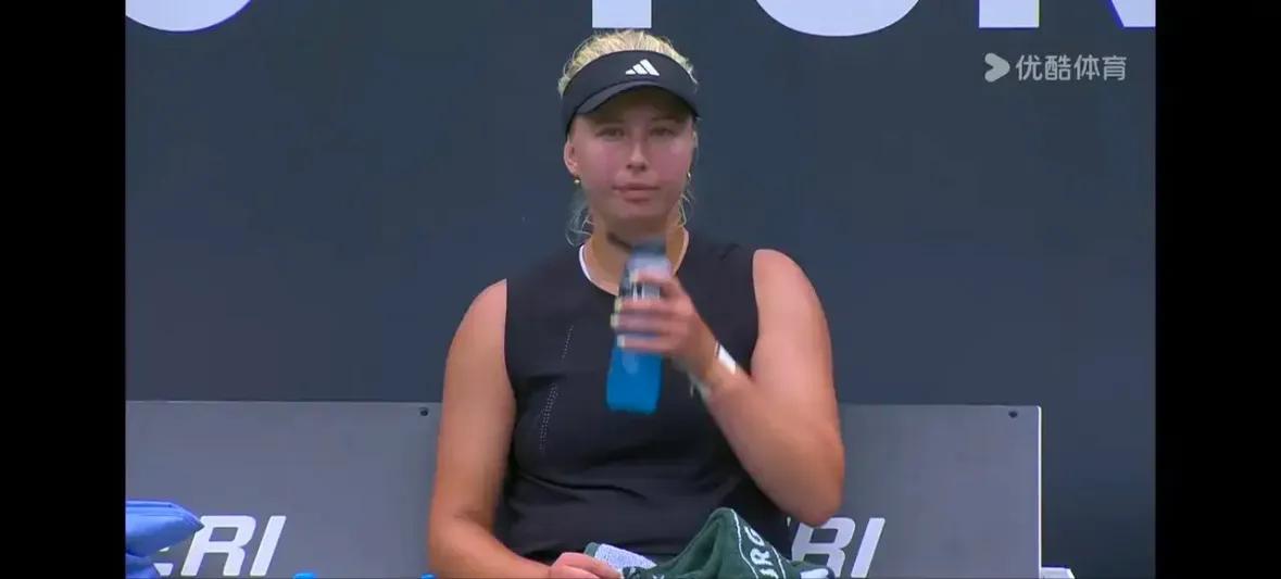 ✅快讯，刚刚🔚的WTA1000迪拜女单第三轮第二场比赛，12号种子丹麦陶森6-