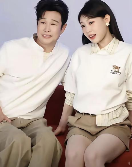 沈佳润朋友圈屏蔽小沈阳沈佳润自曝发朋友圈屏蔽小沈阳父母和孩子之间能这样相处，确实