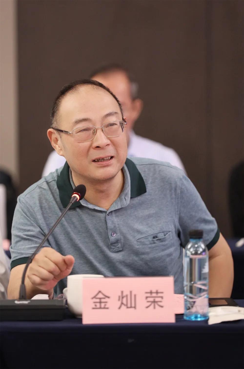 金灿荣泼冷水：台海不是陈酿酒，越拖越贵还硌牙

金灿荣教授8月18日又“泼冷水”