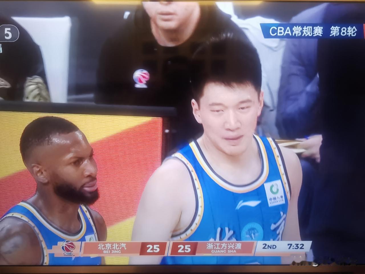 央视频道直播北京北汽的比赛，真是成了北京北汽的御用直播了！央视频道作为国家级的频