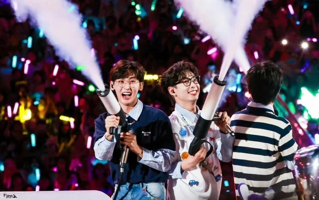 谁不想有齐思钧唐九洲这样的朋友 齐思钧唐九洲原来是入室抢劫的友谊卡点生日祝福+重