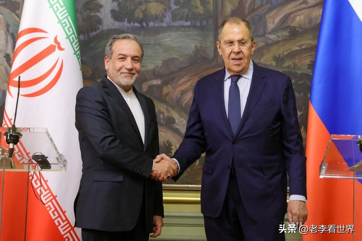 【俄罗斯外长与伊朗外长通电话】
莫斯科时间2026年4月2日，俄罗斯外交部在一份
