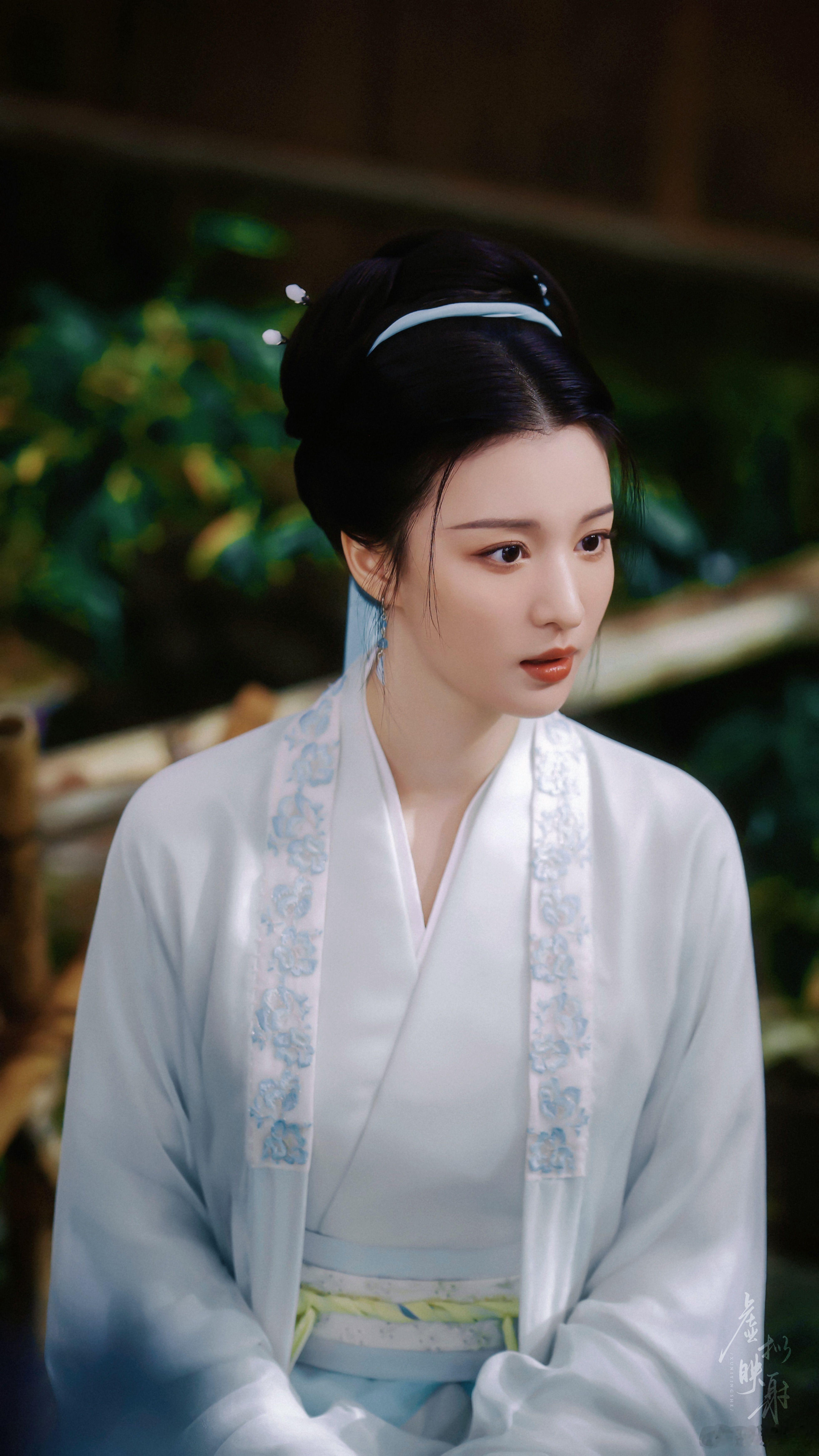 #柳眠棠 料子好看你也好看# 王楚然在柳舟记的表现还是可圈可点的，而且整个人都散