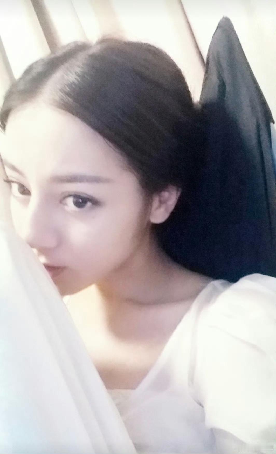 【迪丽热巴&吴世勋】提起你的长大 会流泪的不止是妈妈 