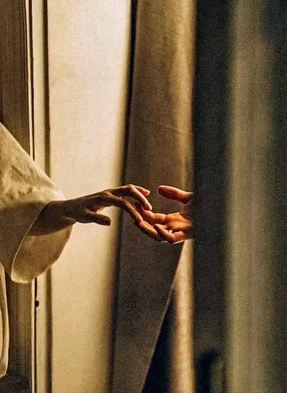 男人若有婚外关系，常会露出这5个破绽，最后一个多是无意识的隐瞒

男人一旦在外面